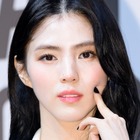 “過激ドレス”が禁止になったカンヌで…女優ハン・ソヒ、妖艶ビジュでレッドカーペットを華やかに彩る 画像