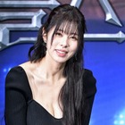 ほぼ全部見えてる…韓国の美人弁護士タレント、再婚前に披露した“背徳のバックレス”【PHOTO】 画像