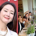『冬のソナタ』から23年…チェ・ジウ、50歳の誕生日パーティーに人気女優が勢ぞろい「娘は今5歳よ」 画像