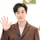 韓国ゲイタレントも大絶賛のチュ・ヨンウ、父＆弟も超長身モデルの“ビジュアル遺伝子”が話題に 画像