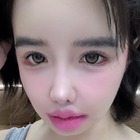 「顔変わりすぎて悲しい…」40代レジェンドK-POPアイドルの近影に賛否両論、“人形ビジュ”は是か非か 画像