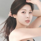 北朝鮮生まれの脱北女優、韓国大統領府で美脚披露！純白ミニ丈ドレスに「プリンセス」と称賛【PHOTO】 画像
