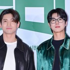 “日本デビュー20周年”の東方神起、『FNS歌謡祭 』で圧巻ステージ披露！名曲カバーで感動呼ぶ 画像