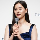 新木優子がボディライン際立つドレス姿で報道陣を魅了、挑戦したいのは「シュノーケリング」 画像