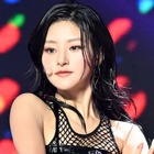 “紐トップス”で妖艶ポーズ…KISS OF LIFE・ハヌル、大人の色気漂う姿に「ほんとに20歳？」の声【PHOTO】 画像