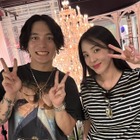 優里、10歳上のレジェンドK-POP女性アイドルと“お友達”に「カムサハムニダ、サンダラヌナ！」【PHOTO】 画像
