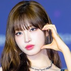IVE・リズ、公演中の予期せぬハプニングにも神対応！SNSでの一言に注目「あったのに、なくなった」 画像