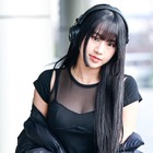 アイドルらしからぬ“貫禄ボディ”…ナッティ、ピタピタキャミ姿でボリューム感あらわに【PHOTO】 画像