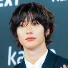 「顔が天才」RIIZE・アントン、大人の魅力全開の“彼氏風”SHOTでファンを虜に！【PHOTO】 画像