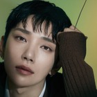 SEVENTEEN・ジョシュア、ファンを虜にする“洗練ビジュアル”！ファッション誌カバーで魅力全開【PHOTO】 画像