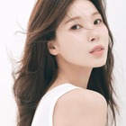 北朝鮮生まれ・韓国在住の脱北女優、スタイル強調の“ピタT”ショットで魅了「素敵な女性だ！」【PHOTO】 画像