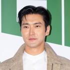 銃撃を受け死亡したカーク氏を追悼し…グループ脱退まで要求されたSUPER JUNIOR・シウォン、心境明かす 画像