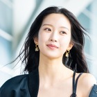 “ほぼ全部見えてる”の衝撃再び…？高級ランジェリールックで空港に、韓国女優の挑発的な色気【PHOTO】 画像