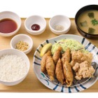 やよい軒に新定食登場！パリッと香ばしい「鶏皮餃子」＆「鶏竜田揚げ」を16日より販売 画像