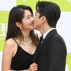 韓国女優が披露した日焼けビキニ姿に「43歳ママとは思えない」の声 画像