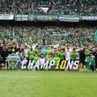 韓国Kリーグ、残り5試合時点で王者決定！全北現代が4年ぶり10度目の優勝、昨季入れ替え戦回る低迷も見事な復活 画像