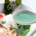 ブルーグリーンのとんこつスープ！？一風堂、“初音ミク”色のラーメンを11月1日発売！ 画像