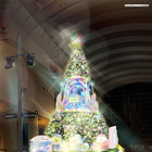 クイーンズスクエア横浜に“すみっコぐらし”のクリスマスツリーが登場！11月6日には点灯式も開催 画像