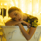 髙石あかり、1st写真集が重版決定！幻想的なアザーカットも公開 画像