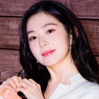 「年齢不詳…」Red Velvet・アイリーン、ランジェリー風衣装で魅せる“大人の色香”にうっとり【PHOTO】 画像
