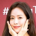 『イ・サン』女優ハン・ジミン、真っ白ドレスに透明感溢れる肌…43歳とは思えない完璧な美貌【PHOTO】 画像