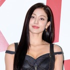 TWICE・ジヒョ、胸元がぱっくり開いた衣装で見せた“ド迫力体型”！自信みなぎるスタイルに注目【PHOTO】 画像
