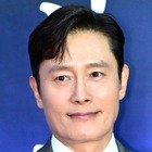 俳優イ・ビョンホンの息子（10）、母のスタッフに注意する頼もしい姿が話題「悪い言葉を…」 画像