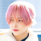 RIIZE・ウォンビン、破壊力抜群の“ピンクヘア”で視線を独占！輝くビジュアルで台湾に出国【空港写真】 画像