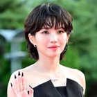 i-dle・ソヨン、むき出しの背中から露わになったタトゥーに注目！妖艶さたっぷりの表情で魅了【PHOTO】 画像