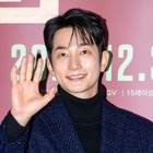 10年ぶりのスクリーン復帰の場で“不倫あっせん疑惑”について語る…「貴公子」と呼ばれた韓国俳優の苦悩 画像