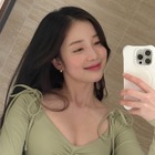 清純な顔からは想像できない露出…女優ユン・チェギョン、複数のスリットが入った水着姿を公開【PHOTO】 画像