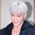 NCT・テヨン、除隊当日の“軍服SHOT”公開！晴れやかな笑顔にファン胸熱「おかえり」【PHOTO】 画像