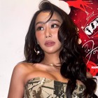 上も下も露わにした大胆さ…ヒョリン、ホットピンク衣装で危険な肌見せ！グラマラス体型披露【PHOTO】 画像