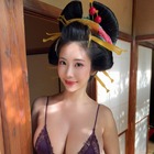 鈴木ふみ奈、セクシーすぎる“花魁グラビア”オフショ公開！ 画像