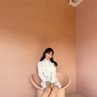 AKB48・小栗有以、「今年はミニスカ」宣言！上品な春服コーデで美脚披露 画像