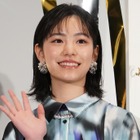 當真あみ、極太恵方巻き頬張るショット公開！ 画像