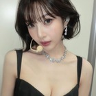 細すぎ注意　妄想をかき立てる“太もも全開ショット”で視線集中のジョイ、「痩せすぎ？」の声も 画像