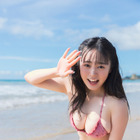“全鳥取県民の妹”白濱美兎、海浜浴場で圧巻のプロポーション披露！デジタル写真集の誌面カット公開 画像