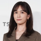 前田敦子、最新写真集でヒップや背中を大胆披露…露出には抵抗なくむしろ「楽しくて」！？ 画像