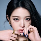 「昨日の自分に勝つ」IVE・ウォニョン、圧倒的オーラで雑誌カバーに登場！深化したカリスマ性で魅了 画像