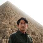 岡田准一、エジプト古代王墓で歴史的瞬間！『世界ふしぎ発見！』40周年特別版で “封印の壁”が開く場面に立ち会う 画像