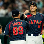 【WBC】大谷翔平、初戦2回表でグランドスラム！「お茶たてポーズ」で笑顔 画像