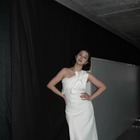 村重杏奈、美デコルテ際立つ白のドレスで「IDOL RUNWAY COLLECTION」出演「終始腹を引き締めて！」 画像