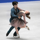 紀平梨花、りくりゅうとカナダ再会！ペア・西山真瑚と4ショット「こっちで会えると思ってなかった」 画像