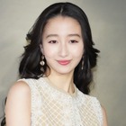 Cocomi、ミニスカ×タートルで際立つ美脚と曲線美！何気ない風景が“映画のワンシーン”のよう 画像