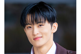 NCT・マーク、渋い服も上品に仕上げる！端正なルックスで中国ファッションウィークへ 画像