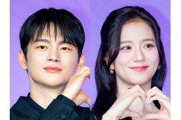 「耳が赤くなってメイクで隠した」イケメン俳優、BLACKPINK・ジスとのキスシーンを振り返る 画像