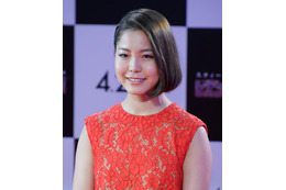 髙梨沙羅選手、エスコンで始球式「5度目になるんですが、届くことができなくて悔しい」