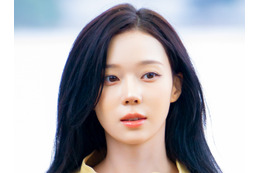 顔の雰囲気も変わった？aespa・ウィンター、オレンジヘアに大胆にイメチェン！新AL準備中の近況 画像