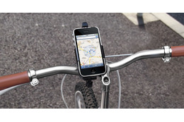 iPhoneが自転車ナビに早がわり――ハンドルに取り付け可能なホルダーセット 画像